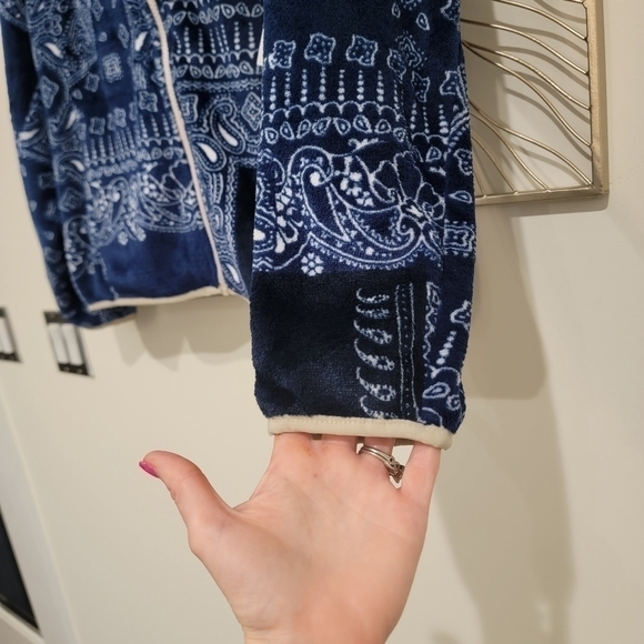 Nordstrom BP Faux Shearling Plush Fleece Blue Bandana Paisley Print Jacket Med - Picture 13 of 15